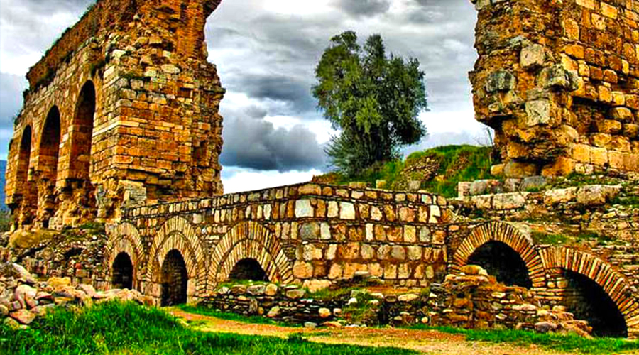 Tralles Antik Şehir